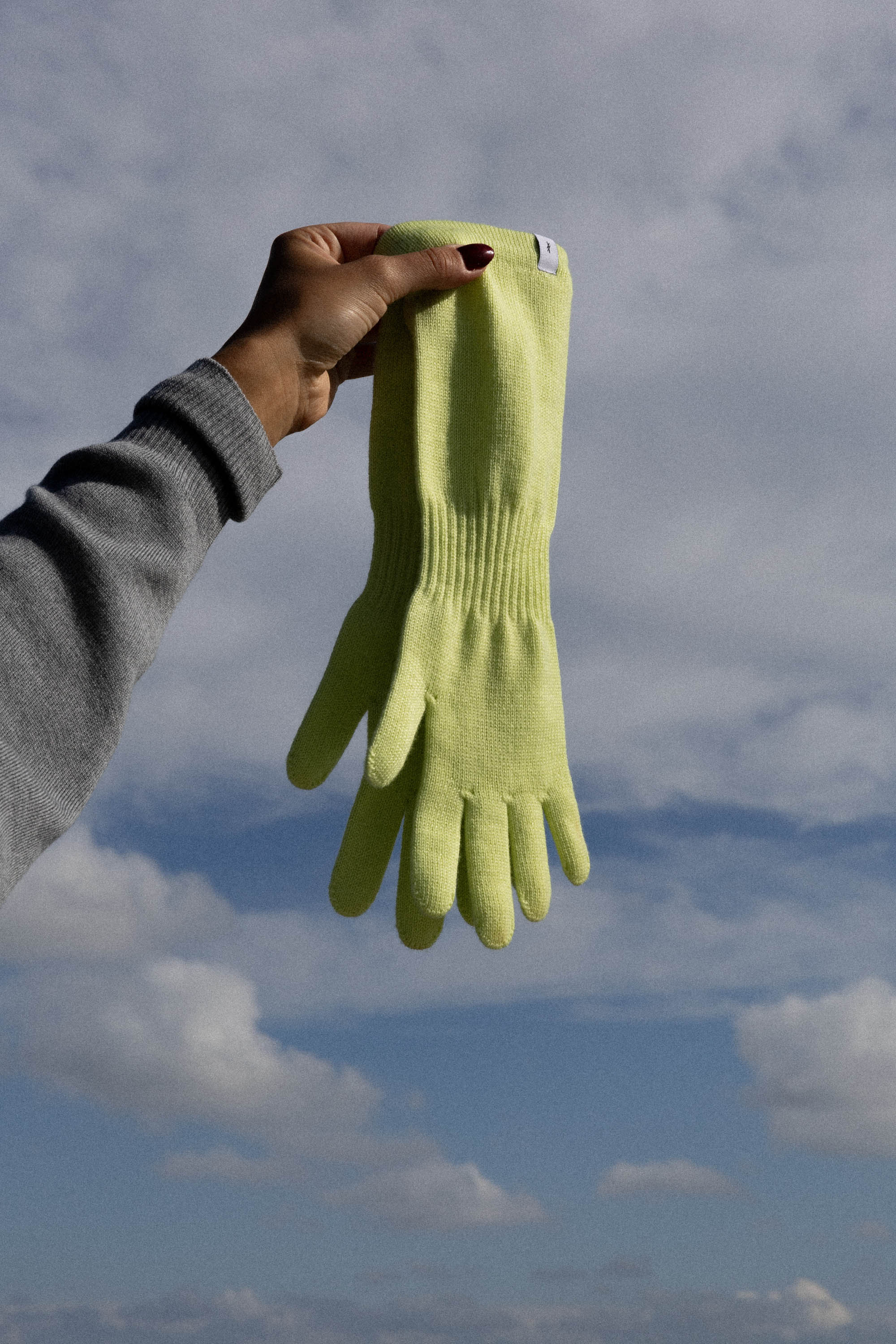 Via 100% Merino Gloves Limone *NEW IN*