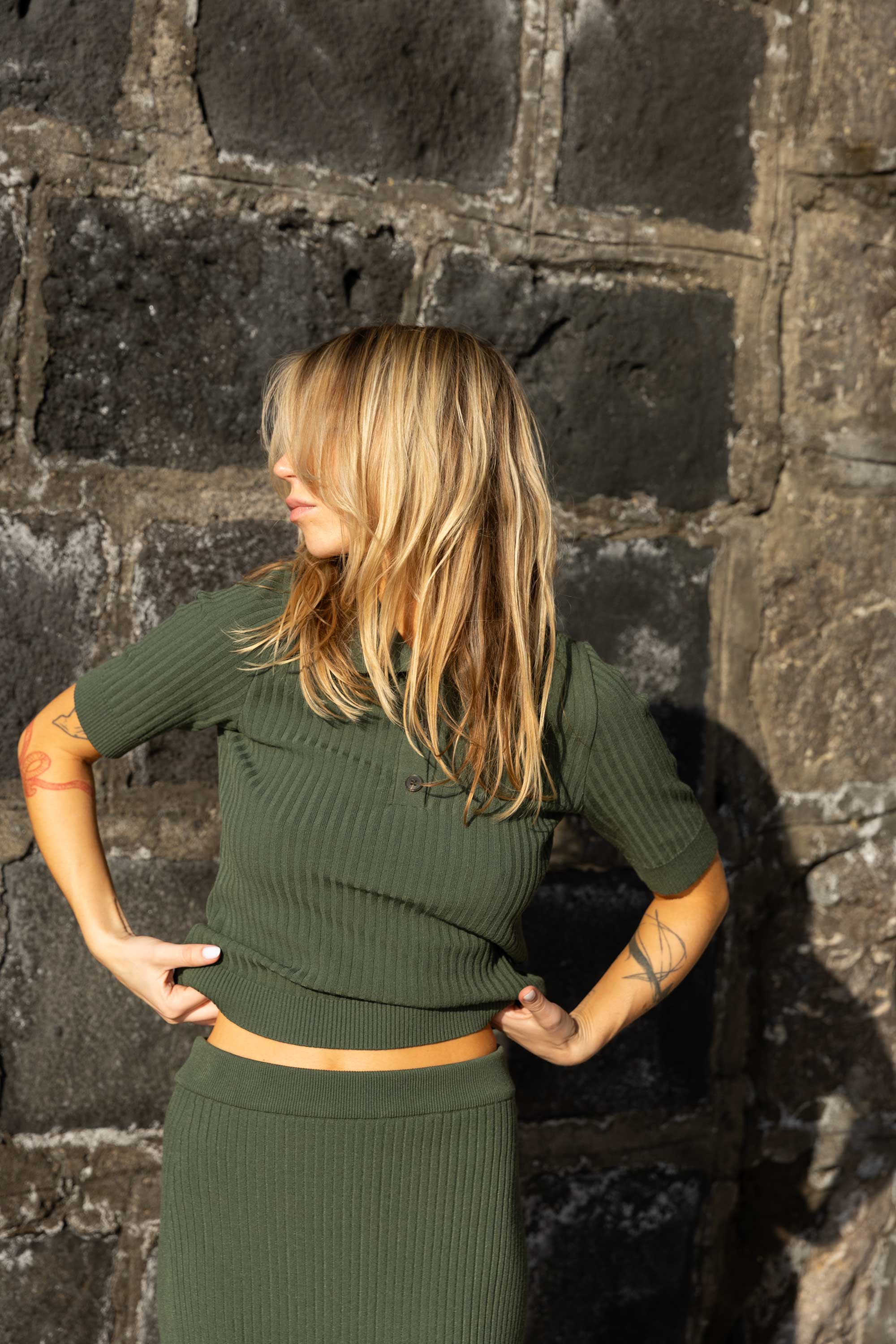 Porno: Xotinimni mana shunday sikamiz Miranda filmidan seks sahnalari