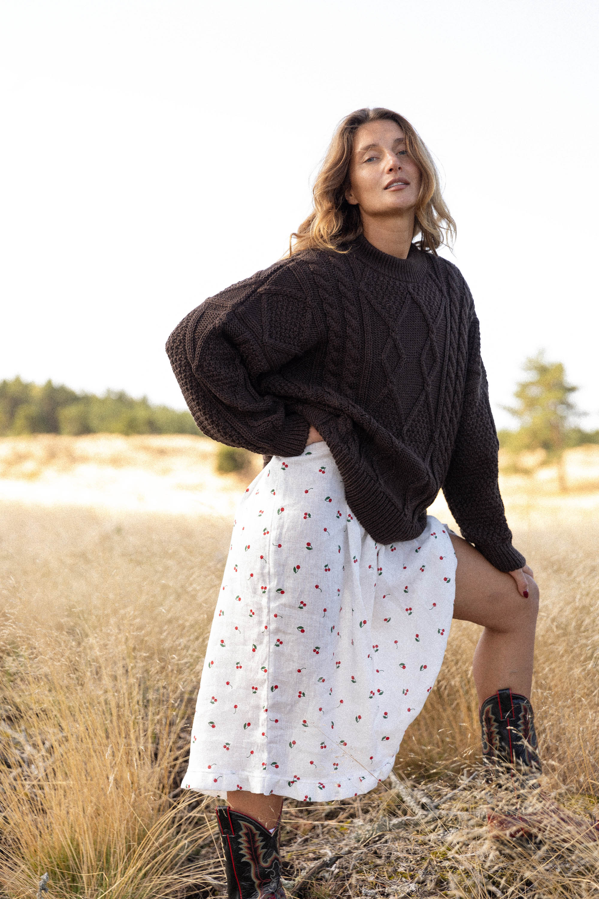 100% Merino Wool Cable-Knit Sweater - Chocolate | NONNA – SALANIDA