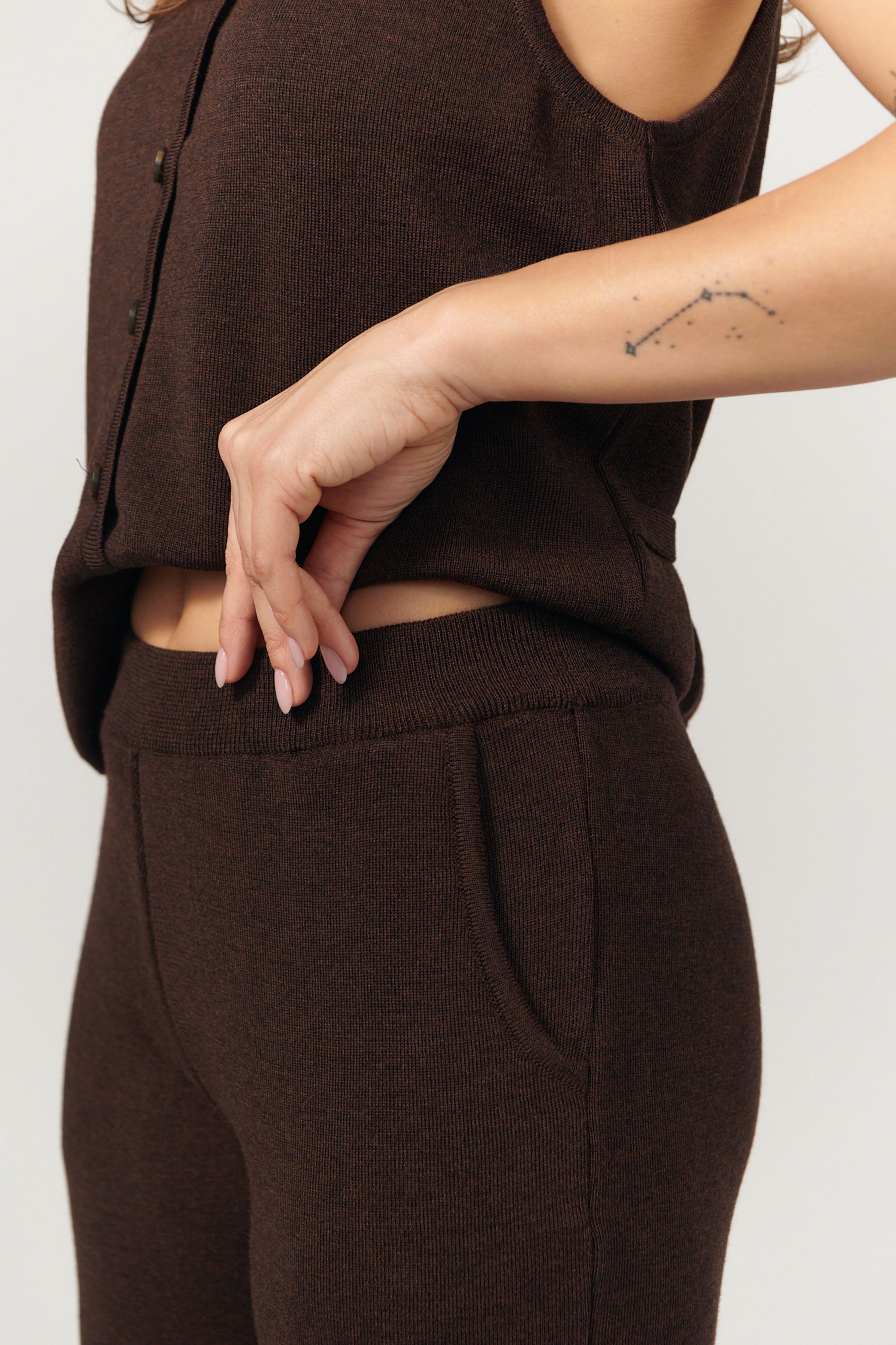 Ora 100% Merino Pants Chocolate